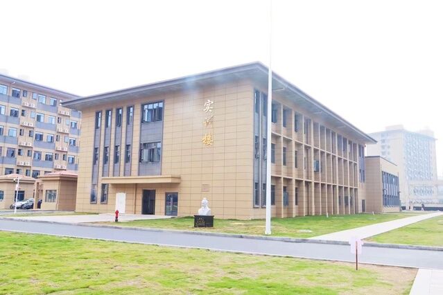 梦想启航，技能点亮未来——江西省石油技工学校招生火热开启