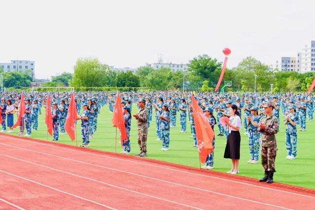 横峰技工学校：点亮技能之光，铸就精彩未来