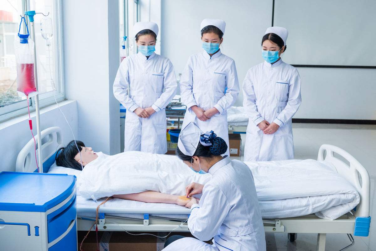 江西新华电脑技工学校：开启IT梦想新征程